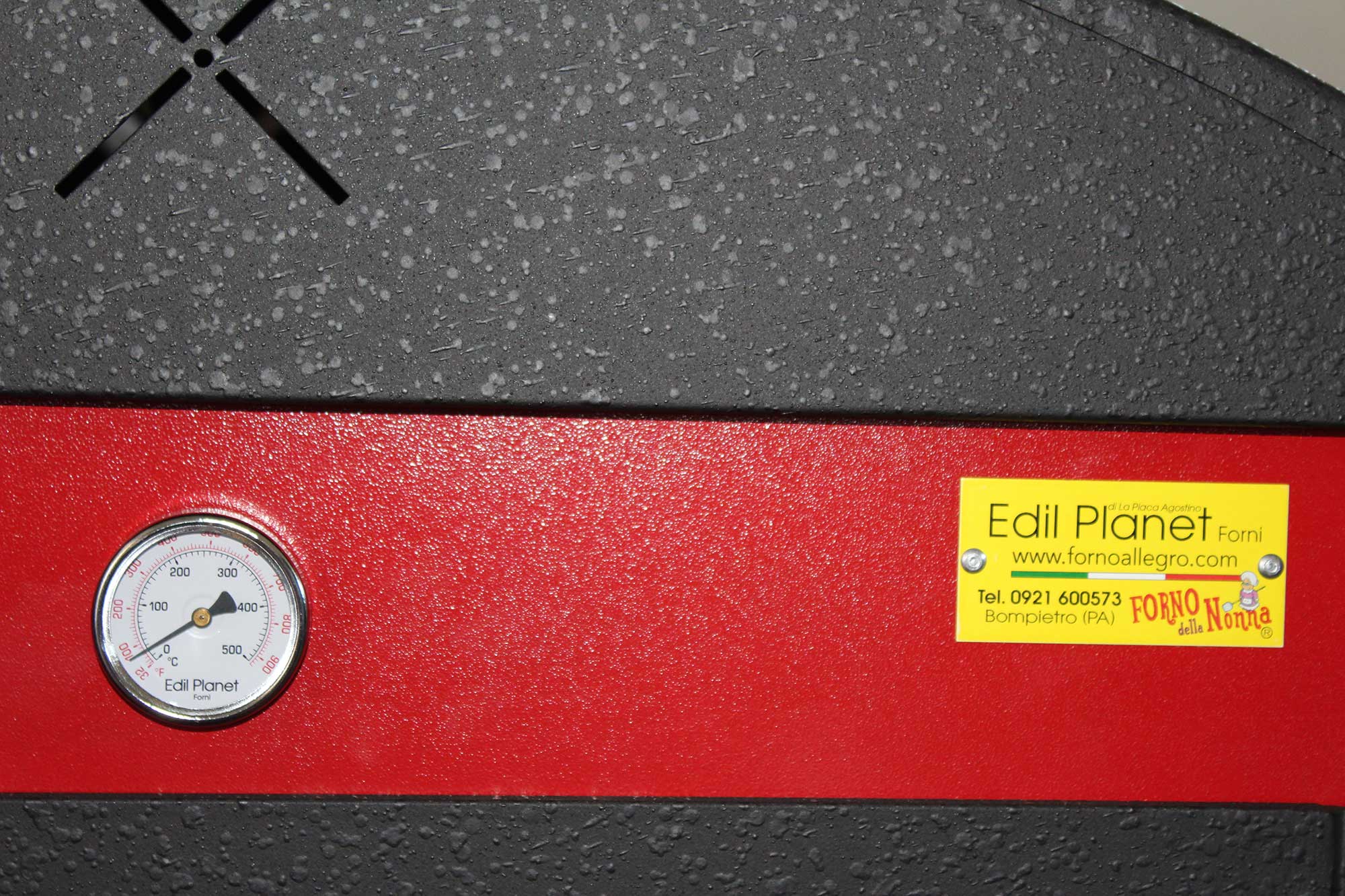 Forno della Nonna rosso